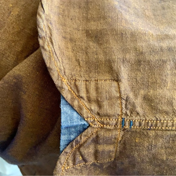 32 Bar Blues Brown Mens Linen Shirt - Picture 5 of 5